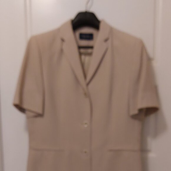 Ladies Beige 2pce suit from Tribu size 8 - Picture 3 of 7
